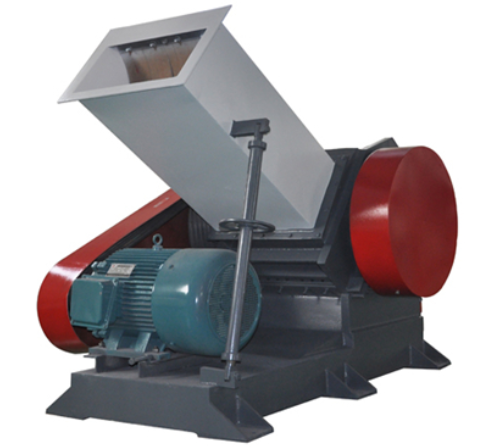 What is the Difference Between Granulator and Crusher